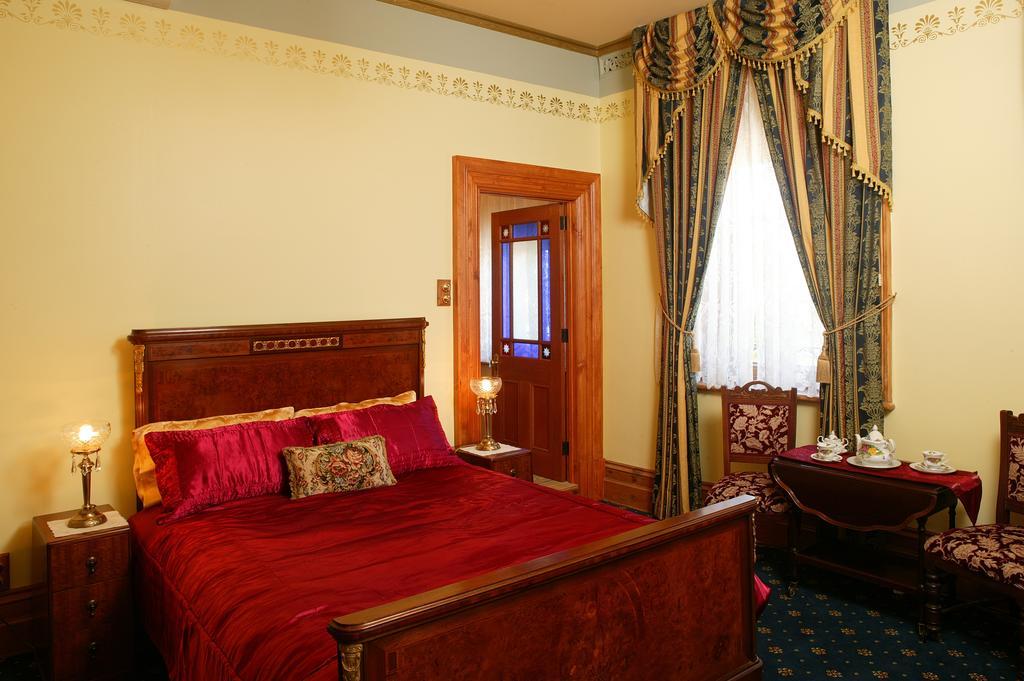Freeman On Ford Bed & Breakfast Beechworth Room photo