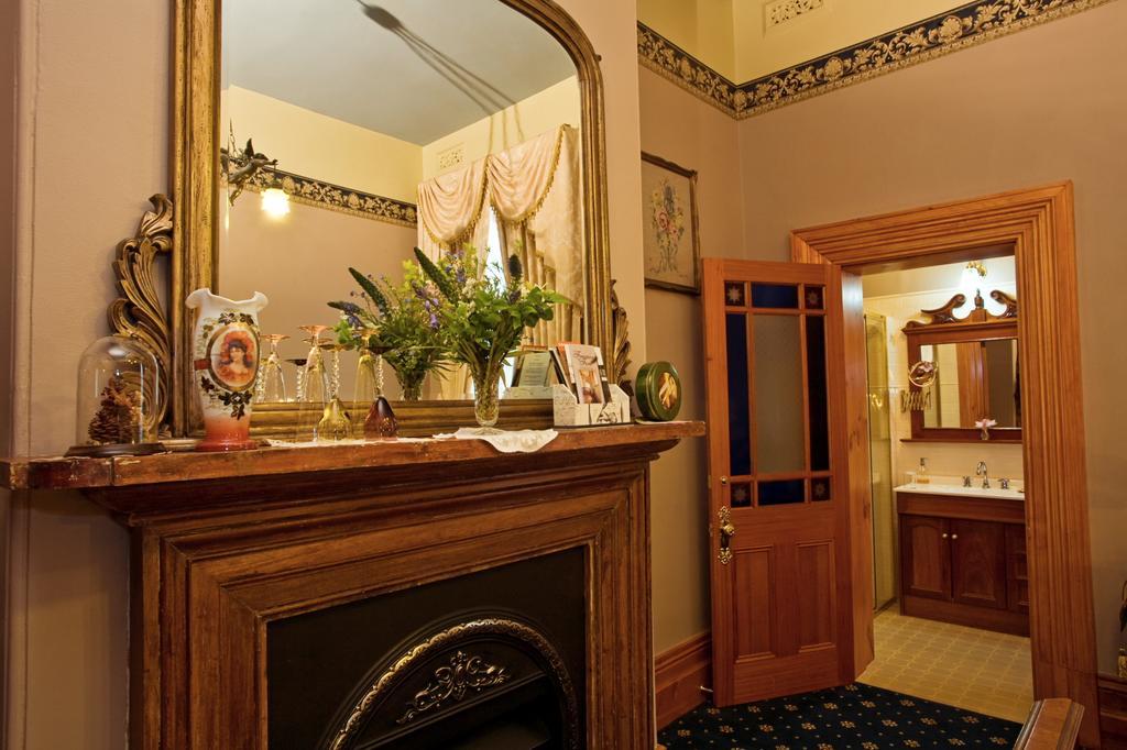 Freeman On Ford Bed & Breakfast Beechworth Room photo