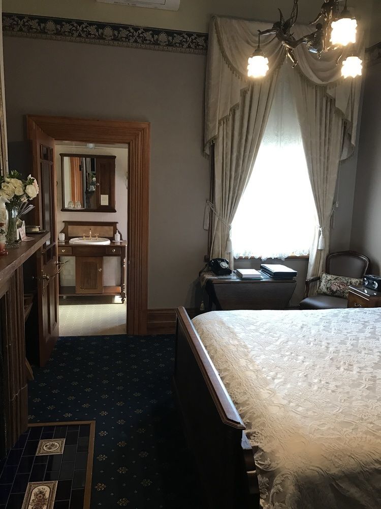 Freeman On Ford Bed & Breakfast Beechworth Exterior photo